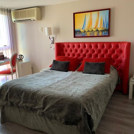 Les Criquets Hotel & Spa Blanquefort  Eksteriør billede