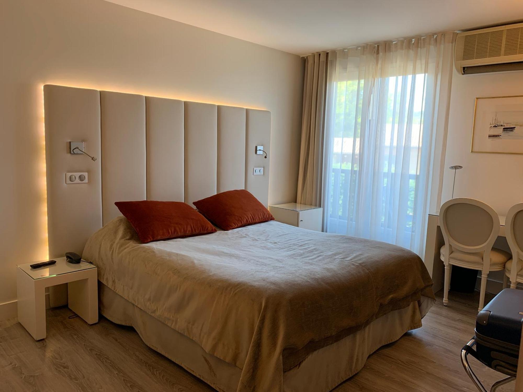Les Criquets Hotel & Spa Blanquefort  Eksteriør billede